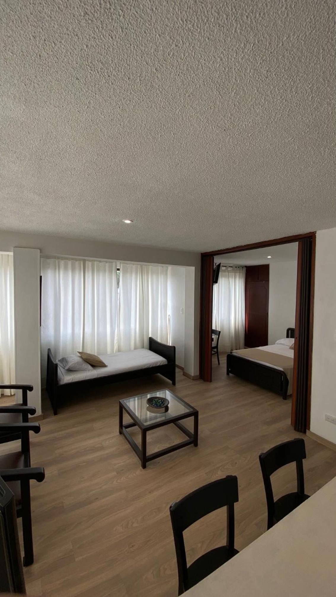 Hotel Montecarlo