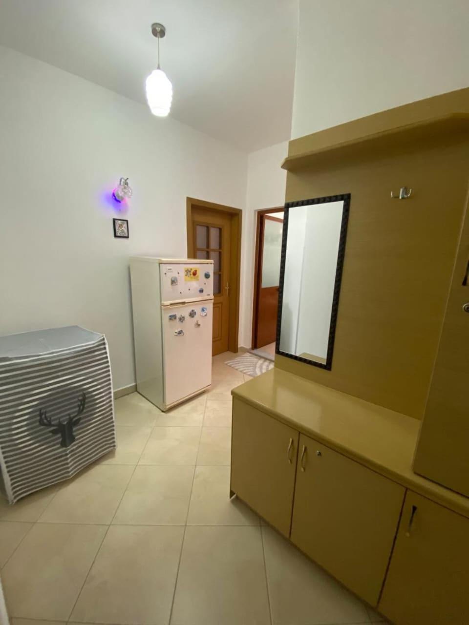 Dhimitrulla Guest-House