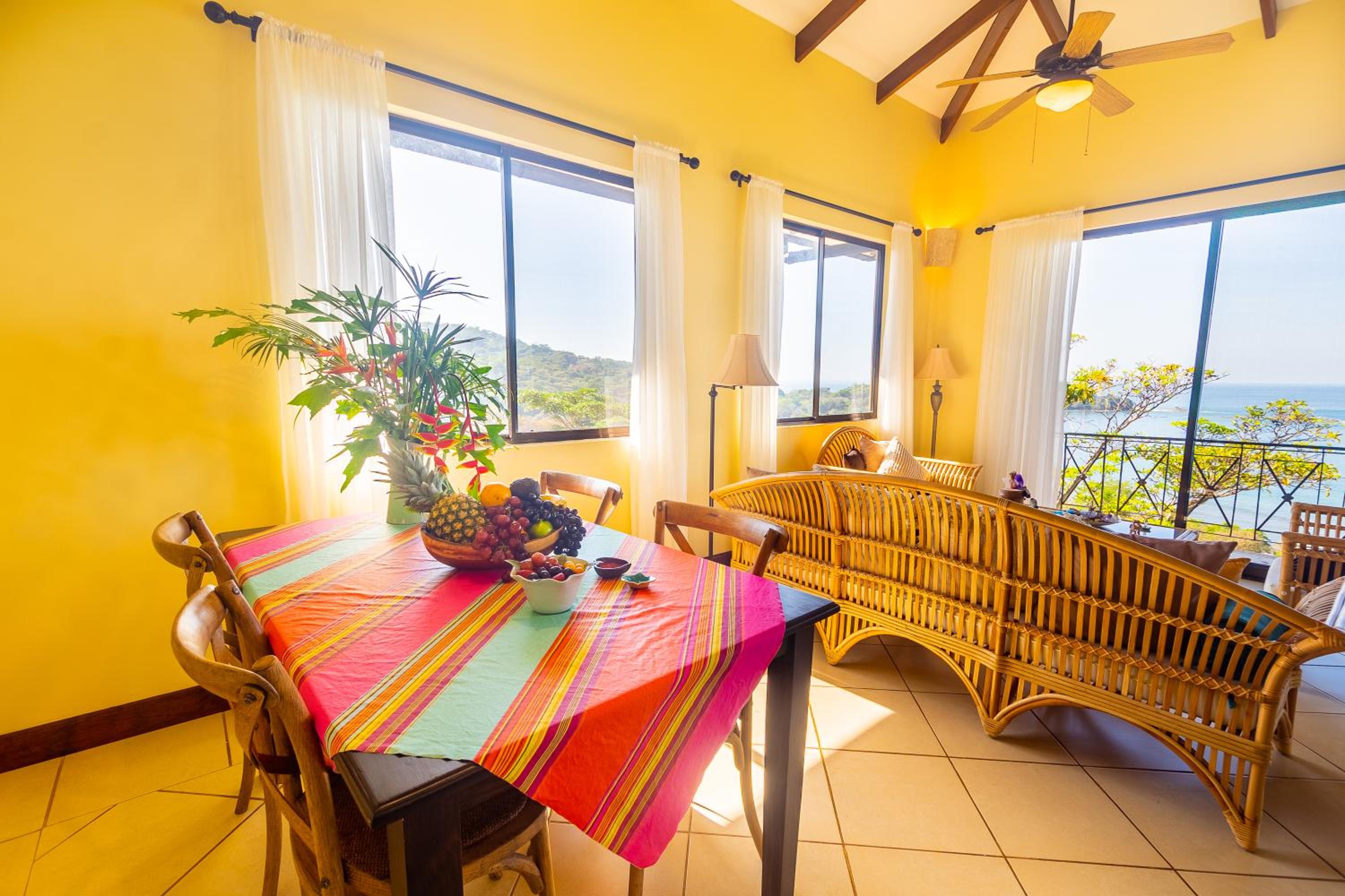 Villa Amor del Mar with Breathtaking View of Ocean & Jungle