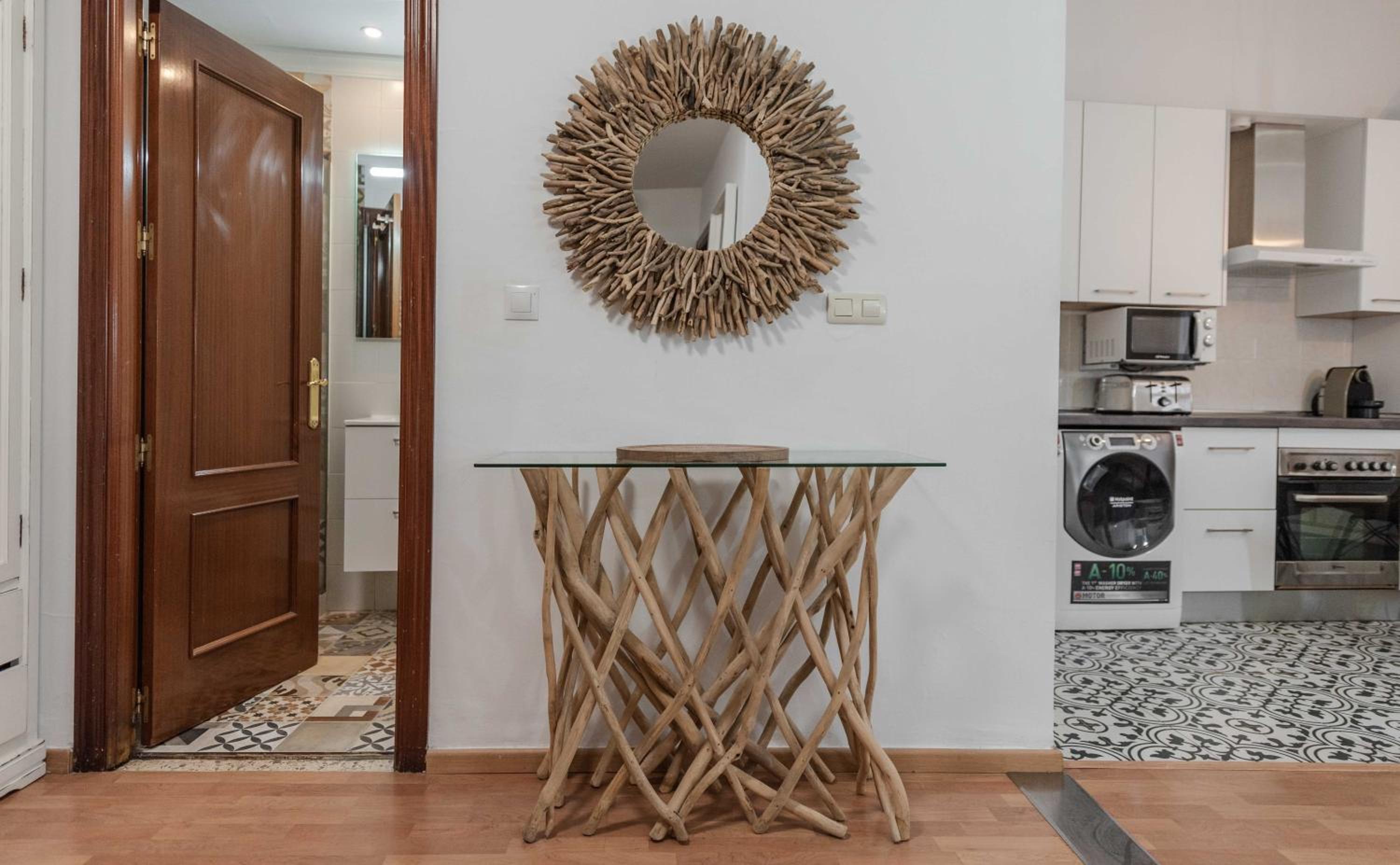 UrbanChicMalaga 2Bedroom Oasis In Historic Malaga Centre
