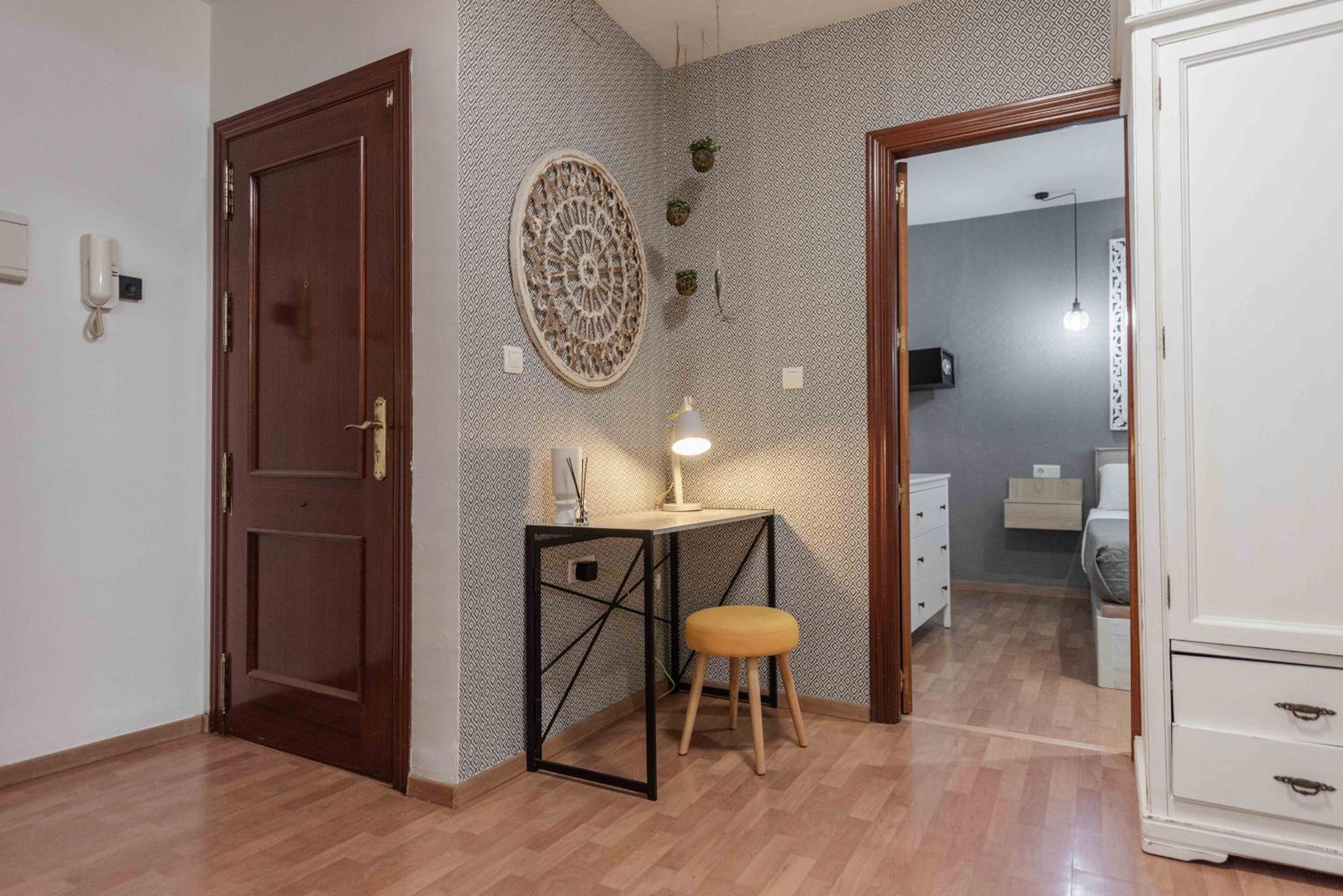 UrbanChicMalaga 2Bedroom Oasis In Historic Malaga Centre