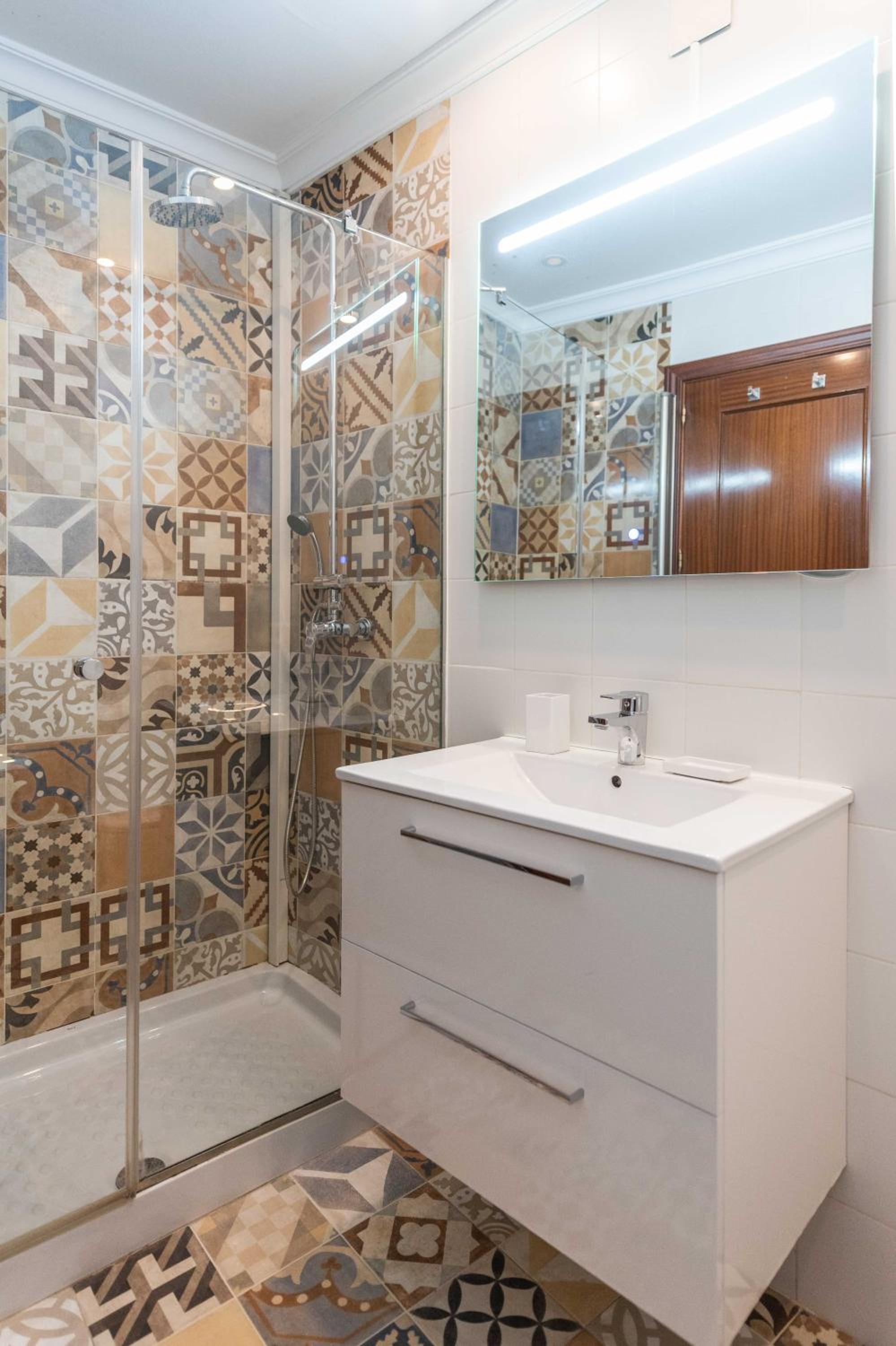 UrbanChicMalaga 2Bedroom Oasis In Historic Malaga Centre