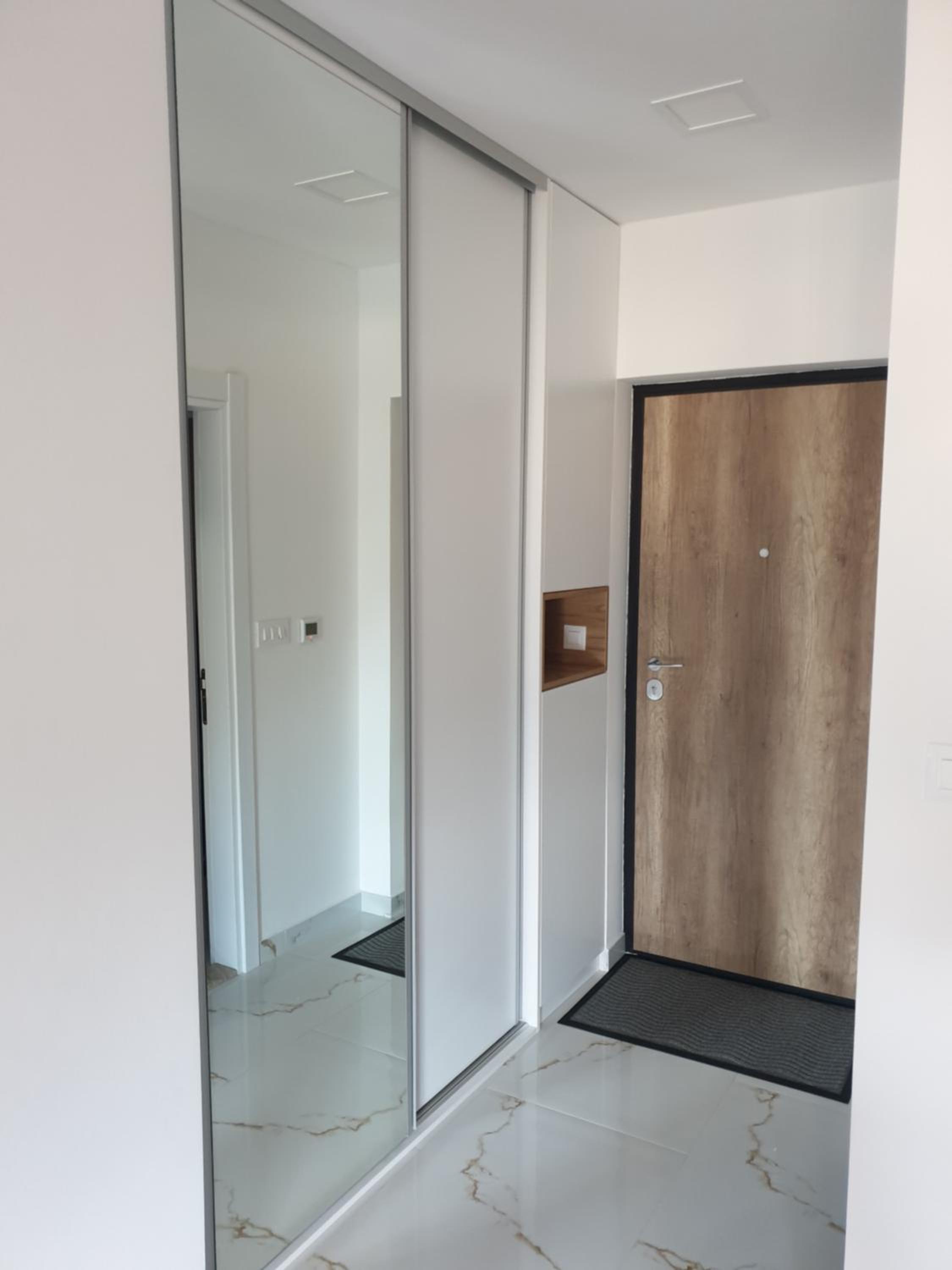 Mia Gi Luxury + Garage