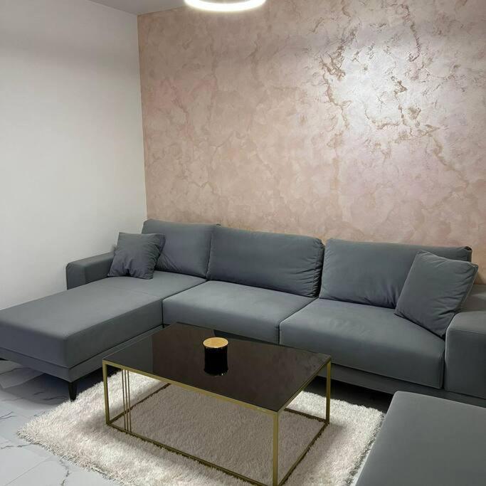 Mia Gi Luxury + Garage