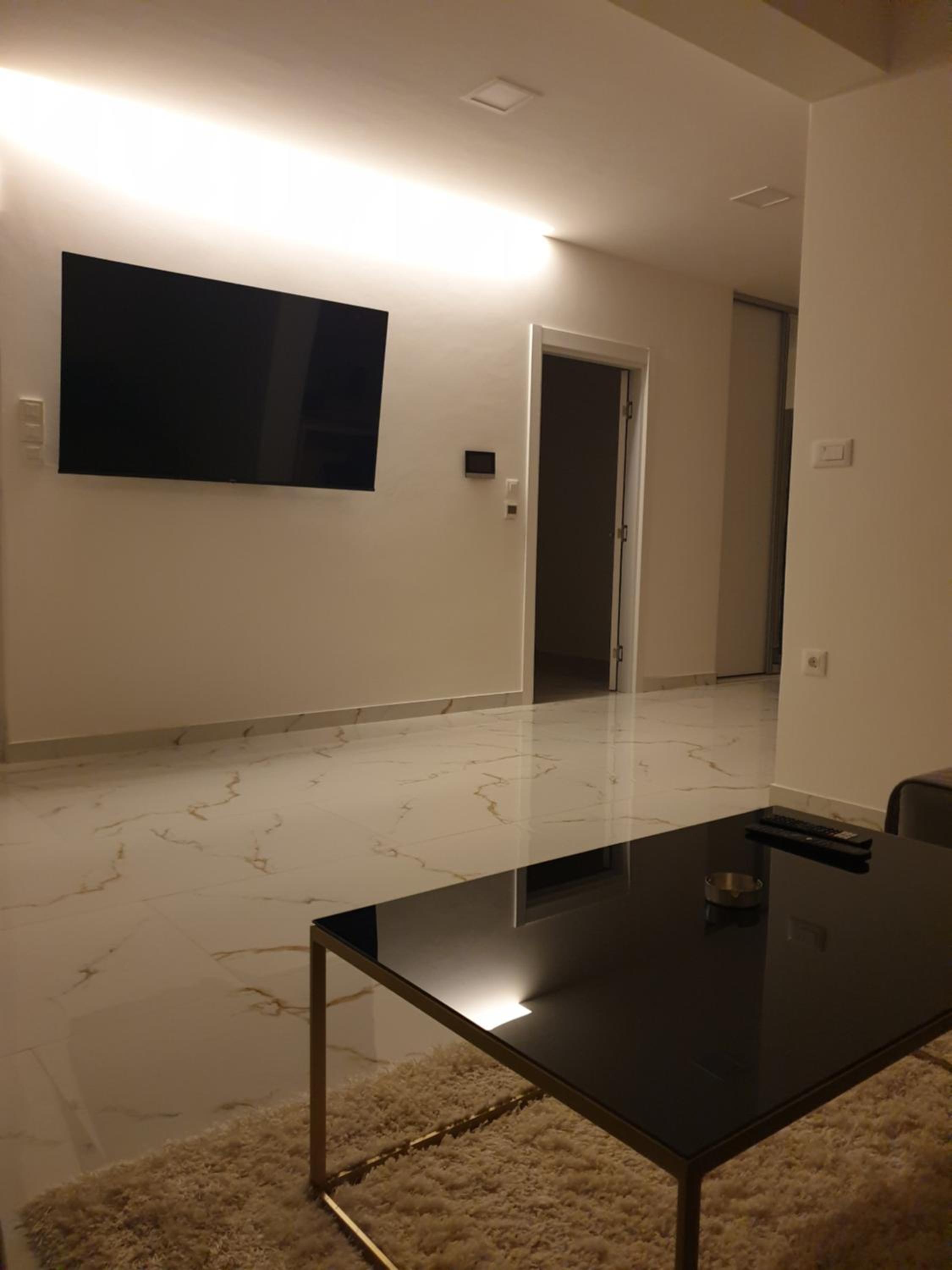 Mia Gi Luxury + Garage