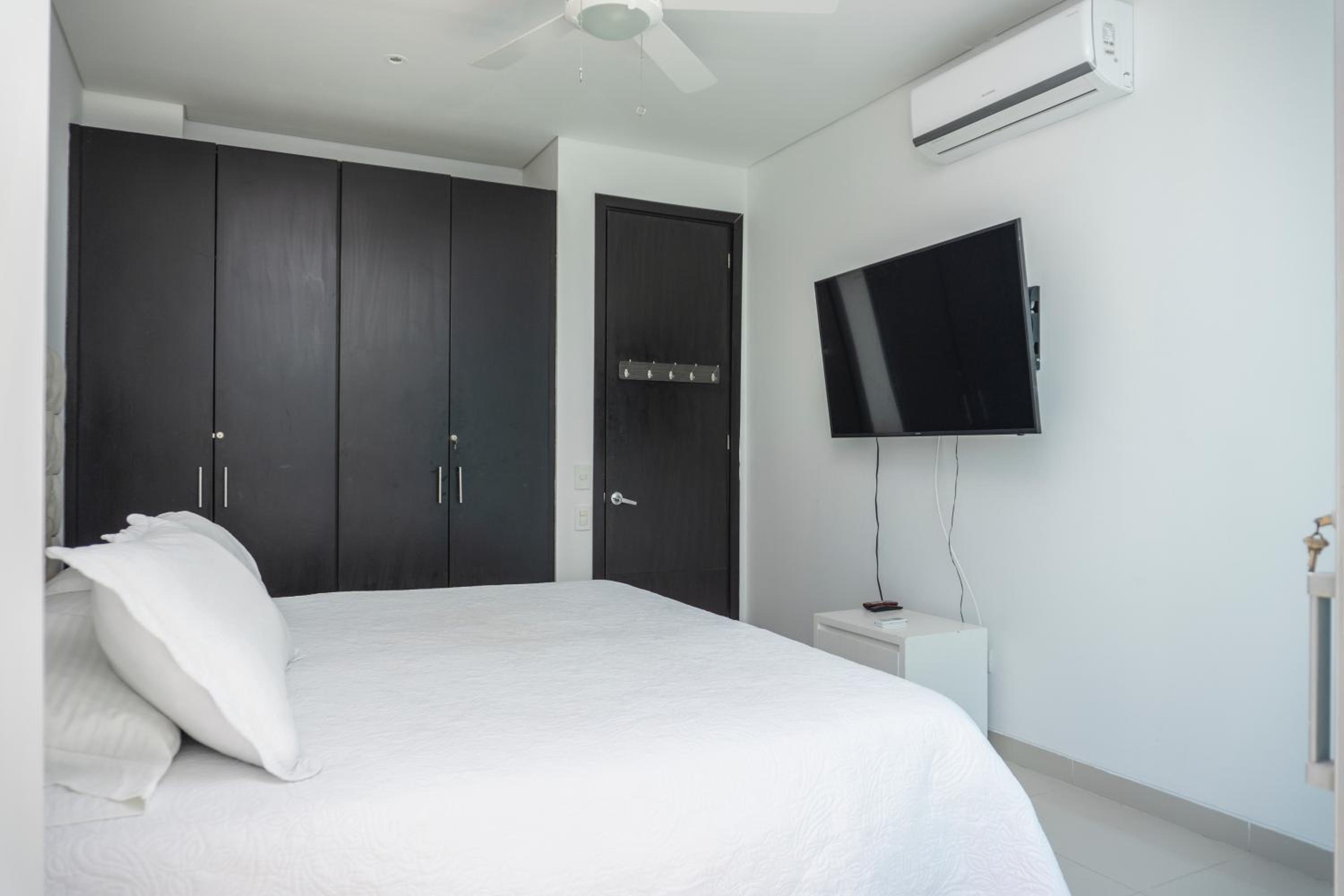 Apartamento De 3 Habitaciones En la playa - Morros Cartagena