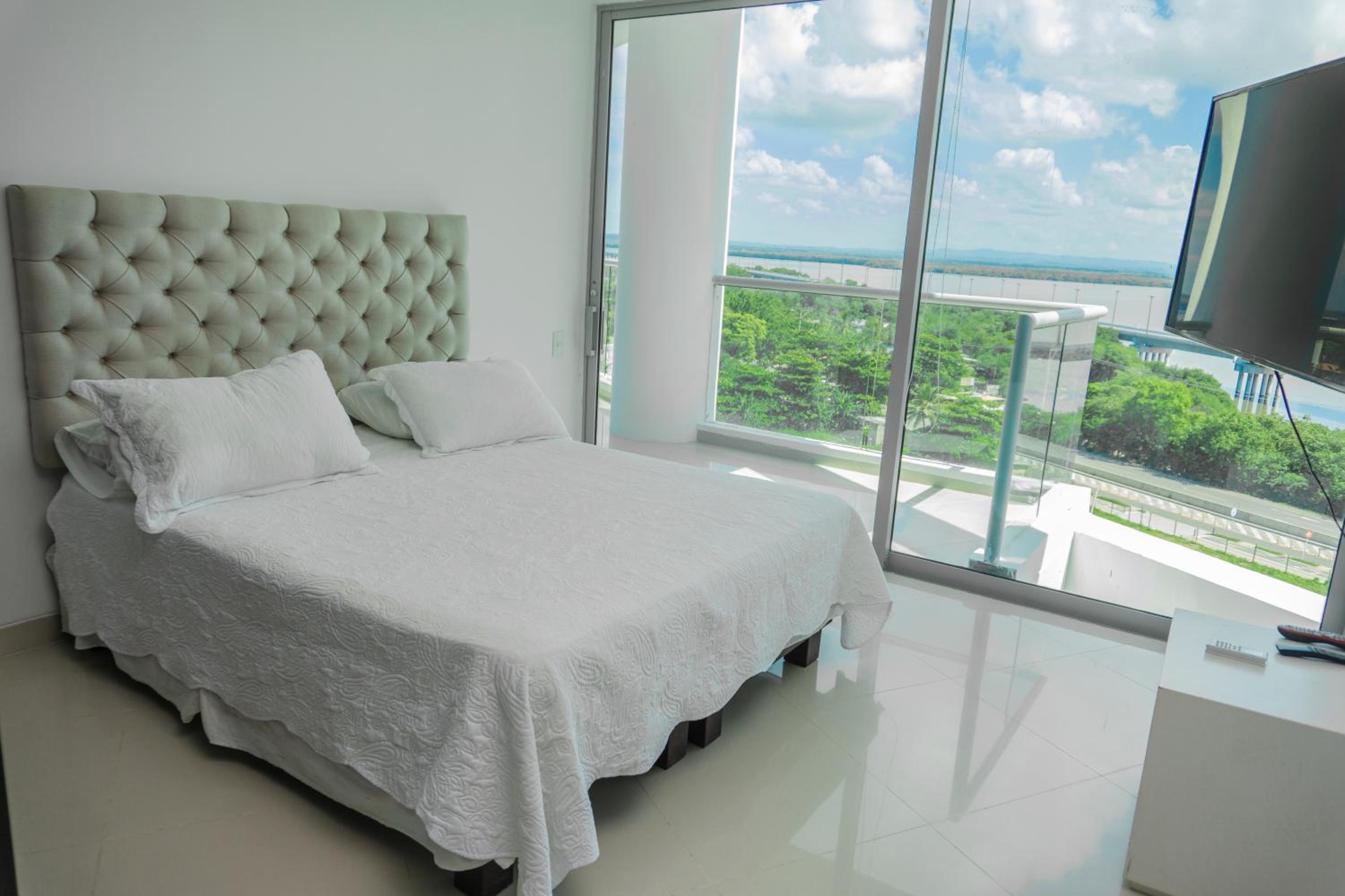 Apartamento De 3 Habitaciones En la playa - Morros Cartagena