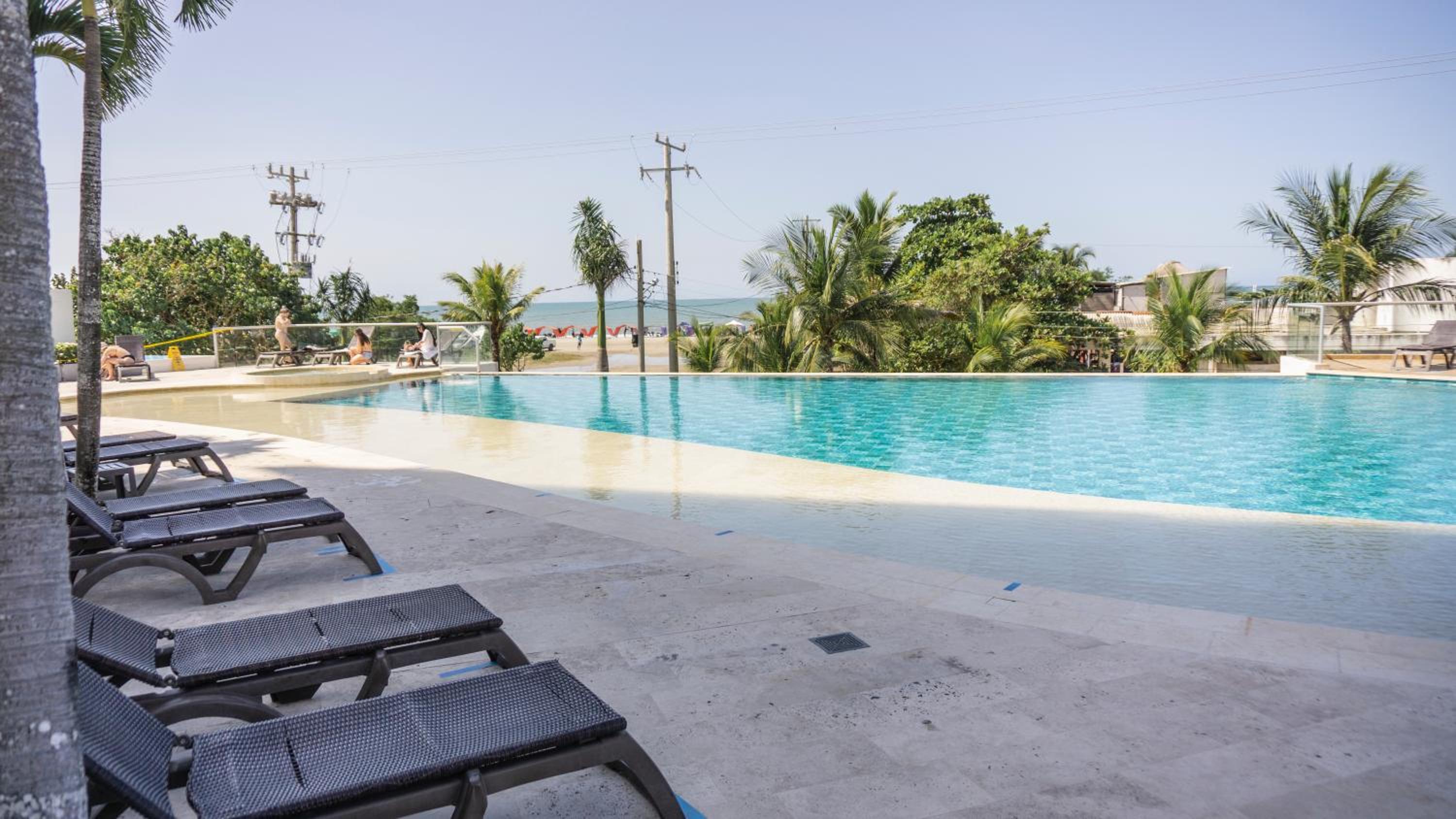 Apartamento De 3 Habitaciones En la playa - Morros Cartagena