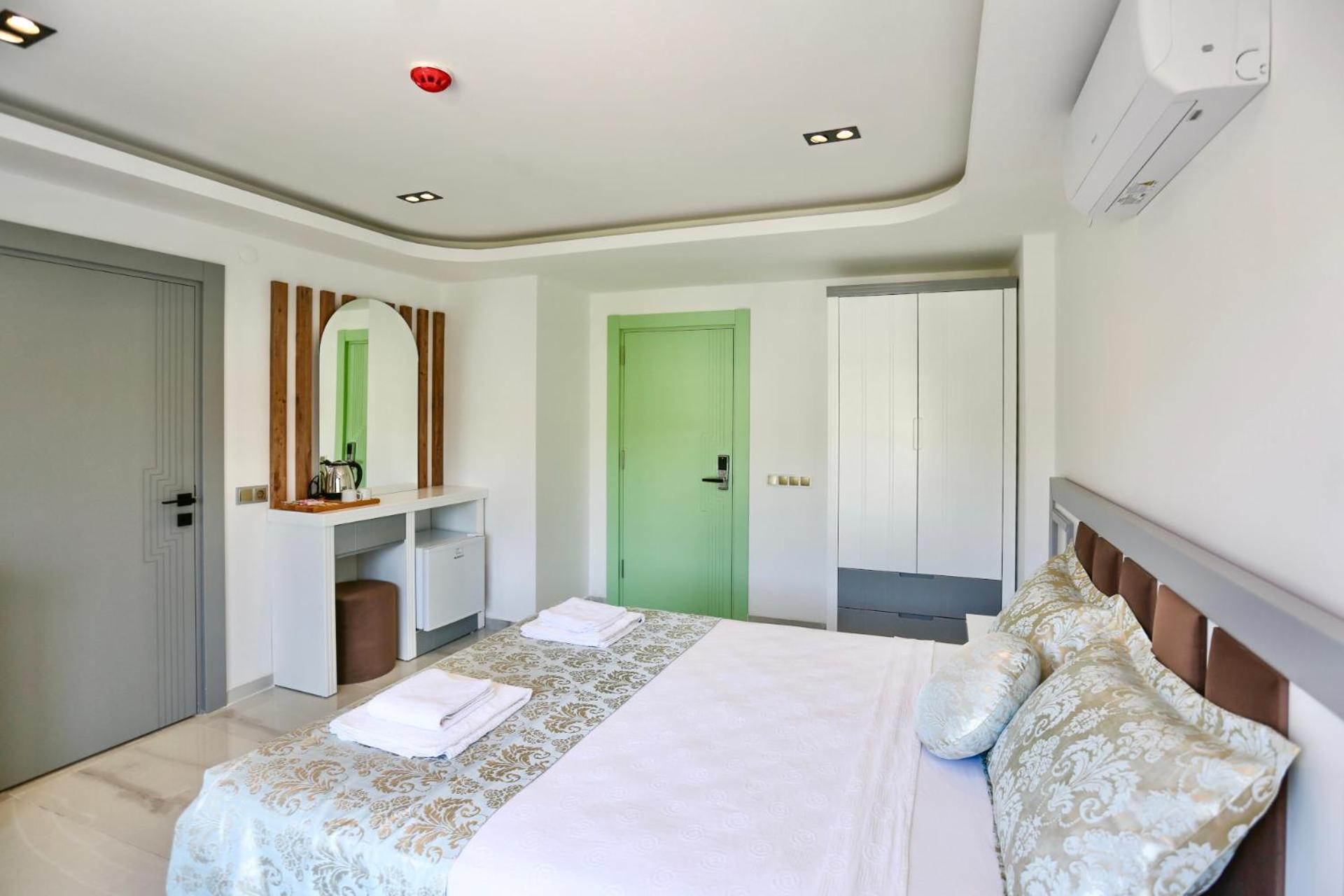 Stonehillkaş - Image 25