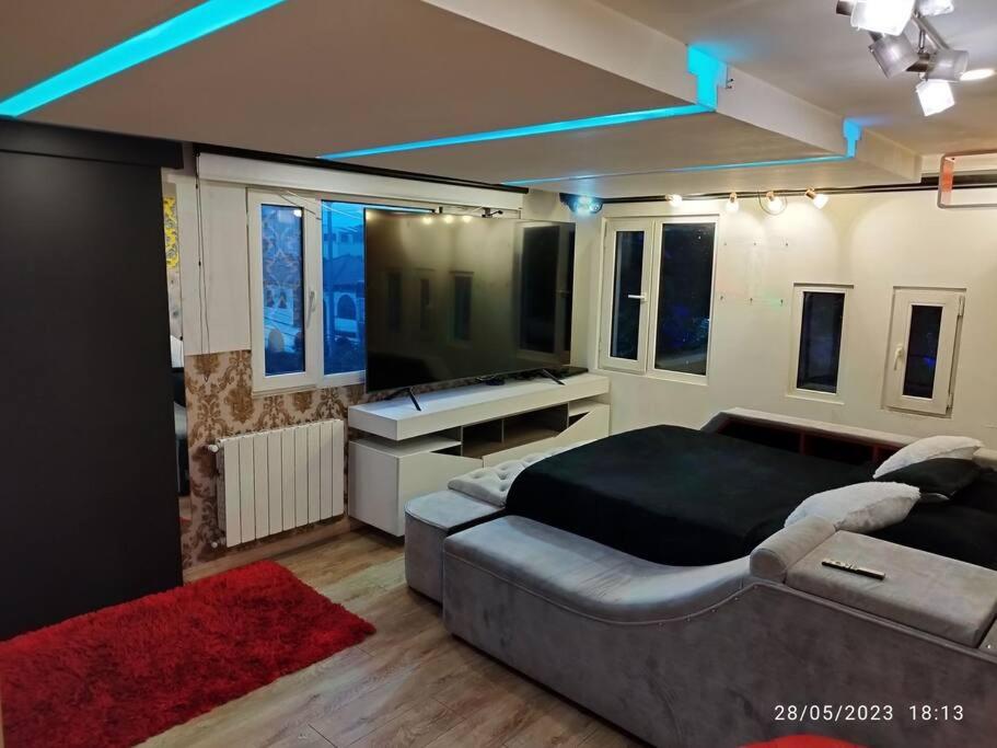Apartamento Penthouse con Jacuzzi y Chimenea