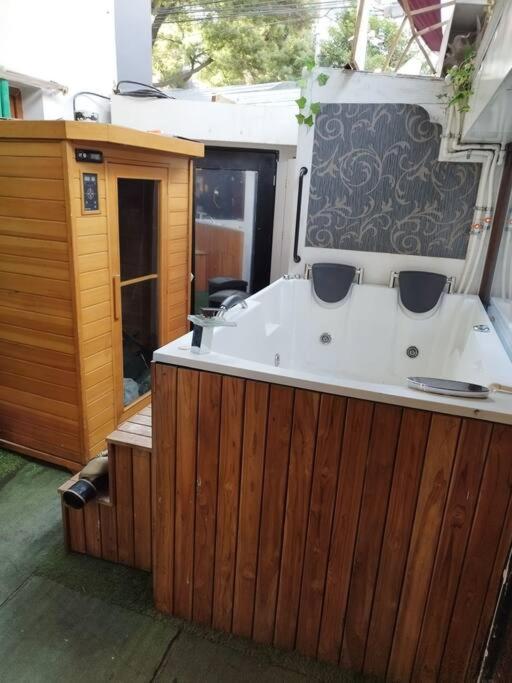 Apartamento Penthouse con Jacuzzi y Chimenea
