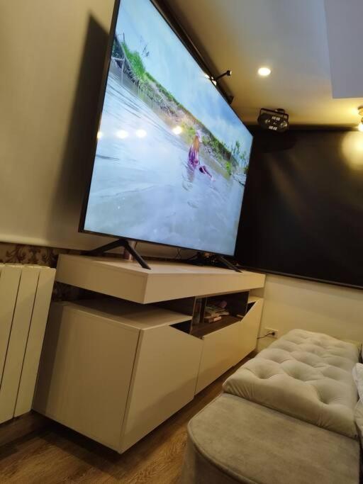 Apartamento Penthouse con Jacuzzi y Chimenea