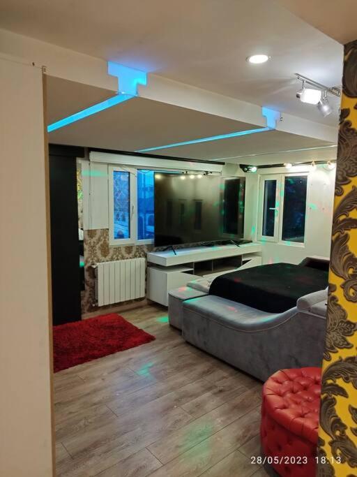Apartamento Penthouse con Jacuzzi y Chimenea