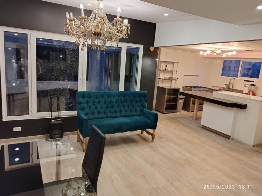 Apartamento Penthouse con Jacuzzi y Chimenea