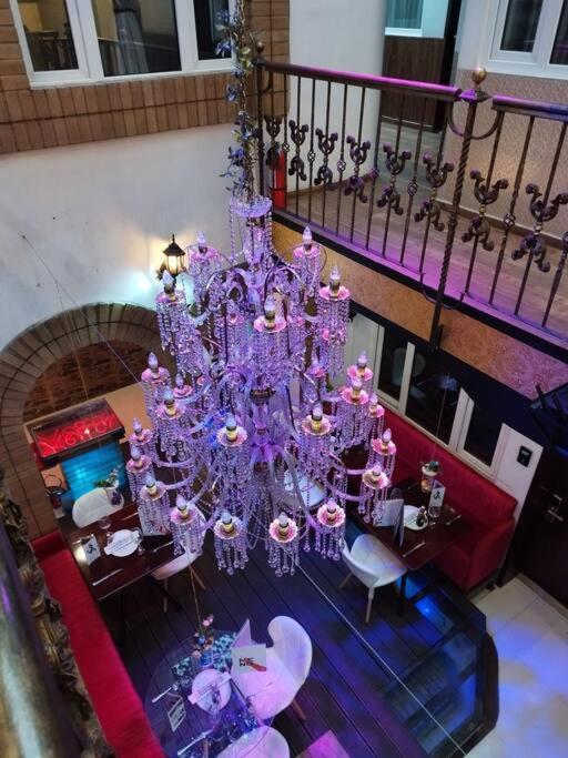 Apartamento Penthouse con Jacuzzi y Chimenea
