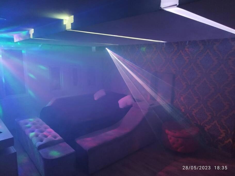 Apartamento Penthouse con Jacuzzi y Chimenea
