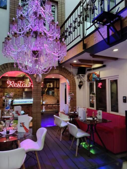 Apartamento Penthouse con Jacuzzi y Chimenea