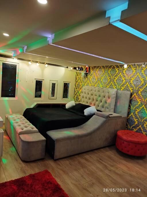 Apartamento Penthouse con Jacuzzi y Chimenea