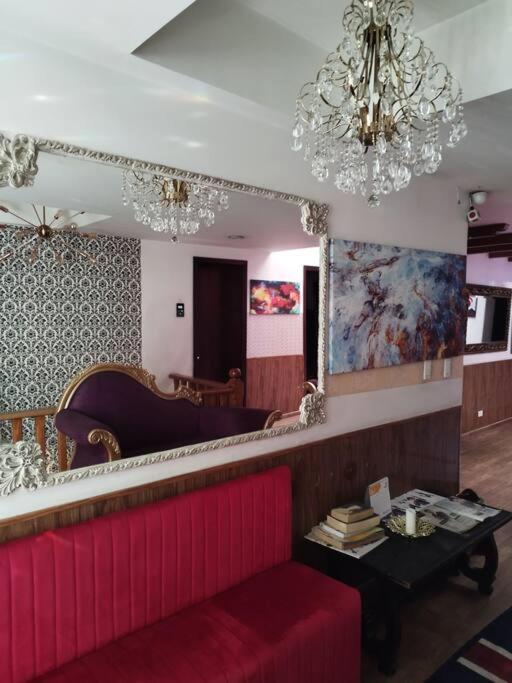 Apartamento Penthouse con Jacuzzi y Chimenea