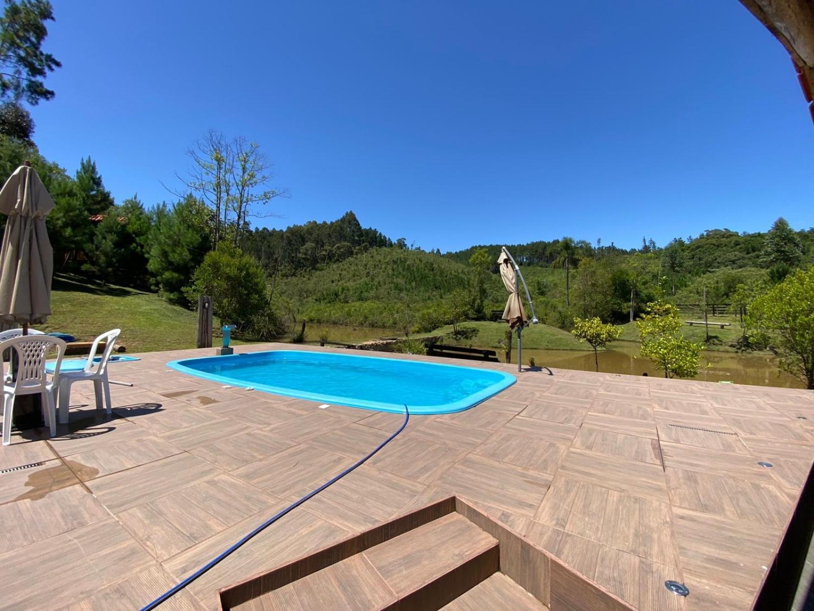 Chalé Cabana Sítio na Serra para amigos e familiares com Piscina