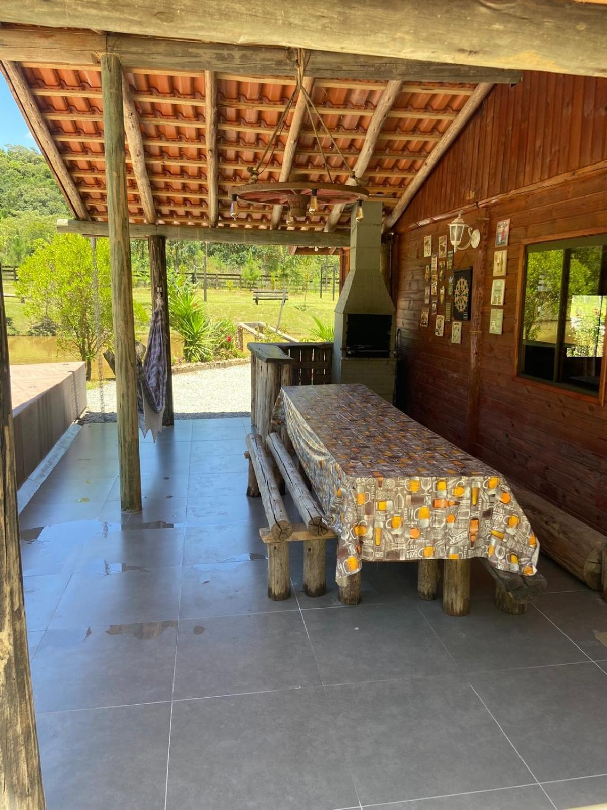 Chalé Cabana Sítio na Serra para amigos e familiares com Piscina