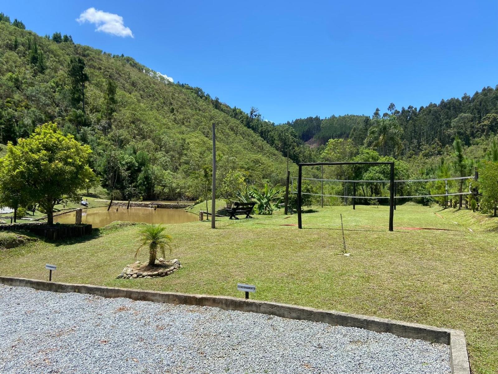 Chalé Cabana Sítio na Serra para amigos e familiares com Piscina