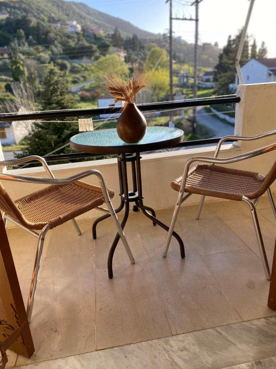 Navy Apartment with Mountain View & Private Parking photo 5