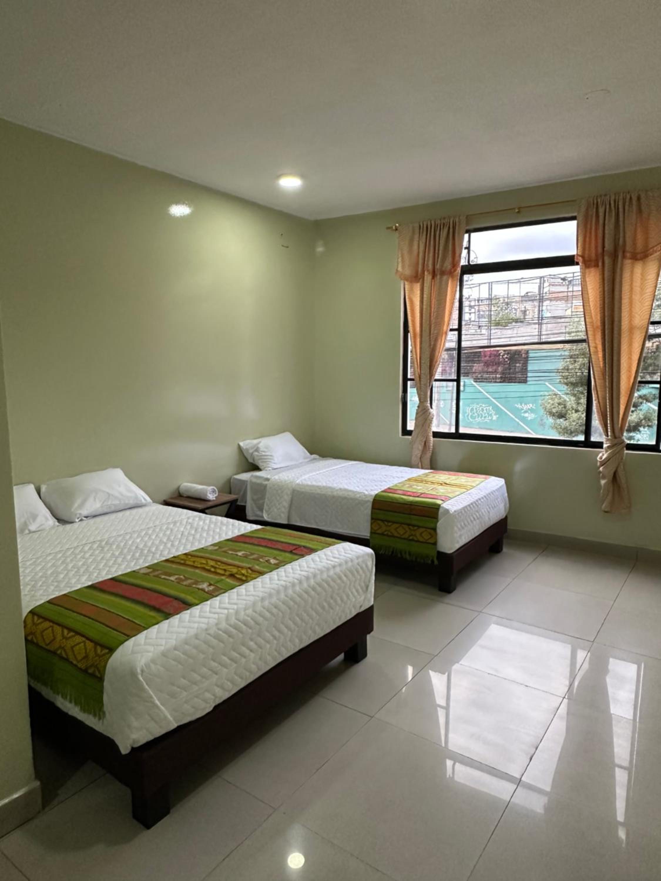 Hostal Marín Central Quito