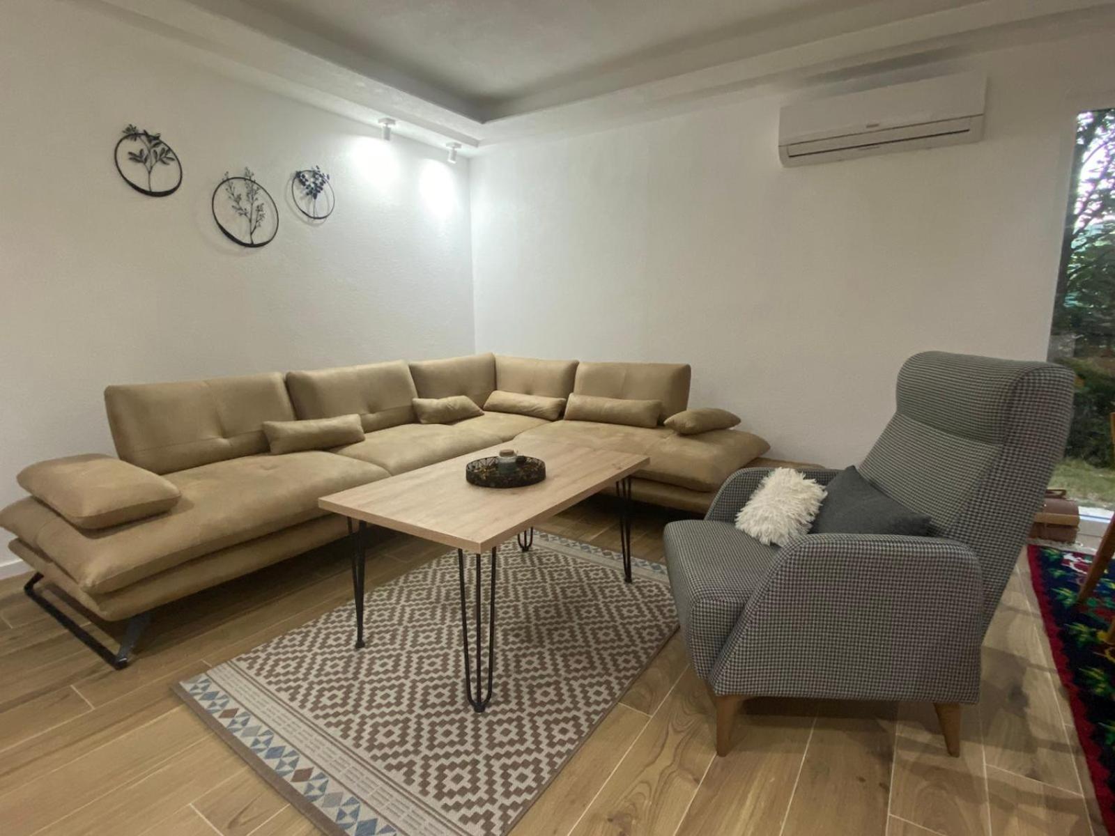 Villa Rivus - Private Family Retreat near Sarajevo