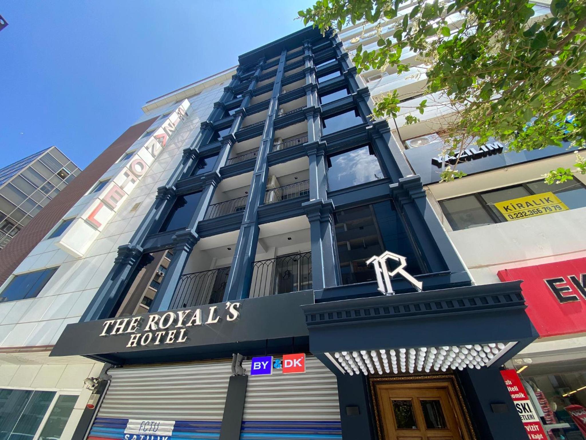 THE ROYALS HOTEL - Image 5