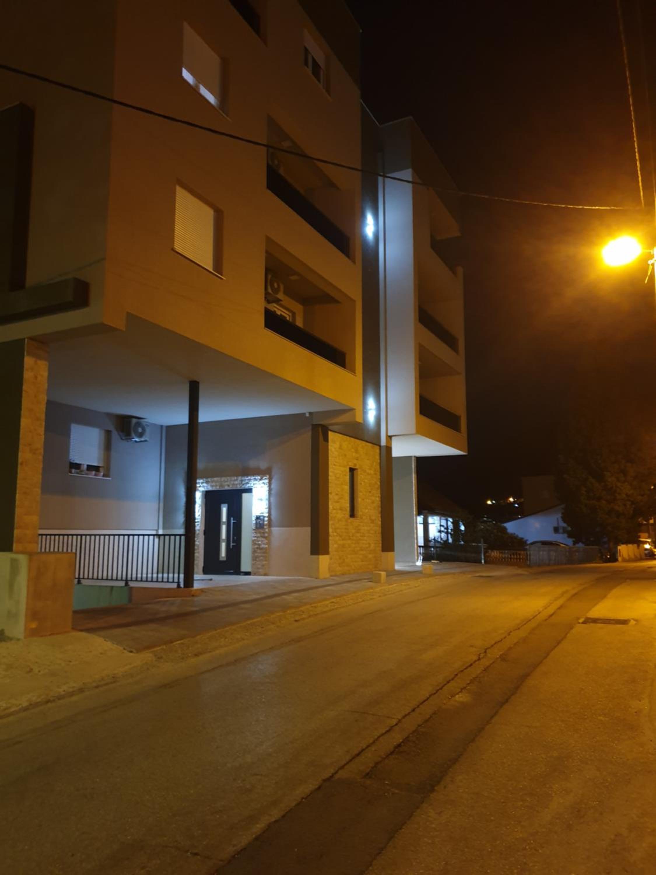 Mia Gi Luxury + Garage
