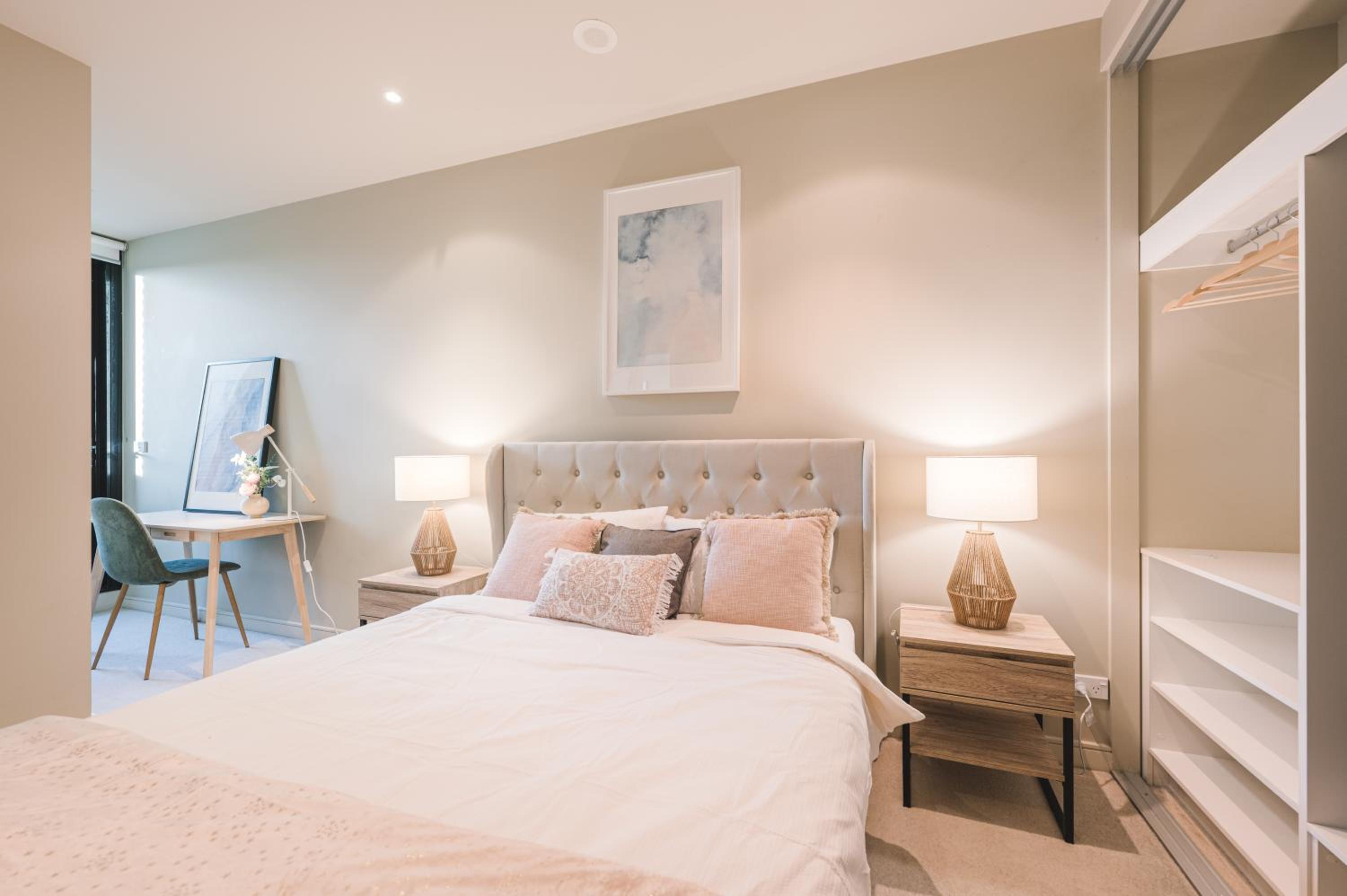Molly's Little Apartments