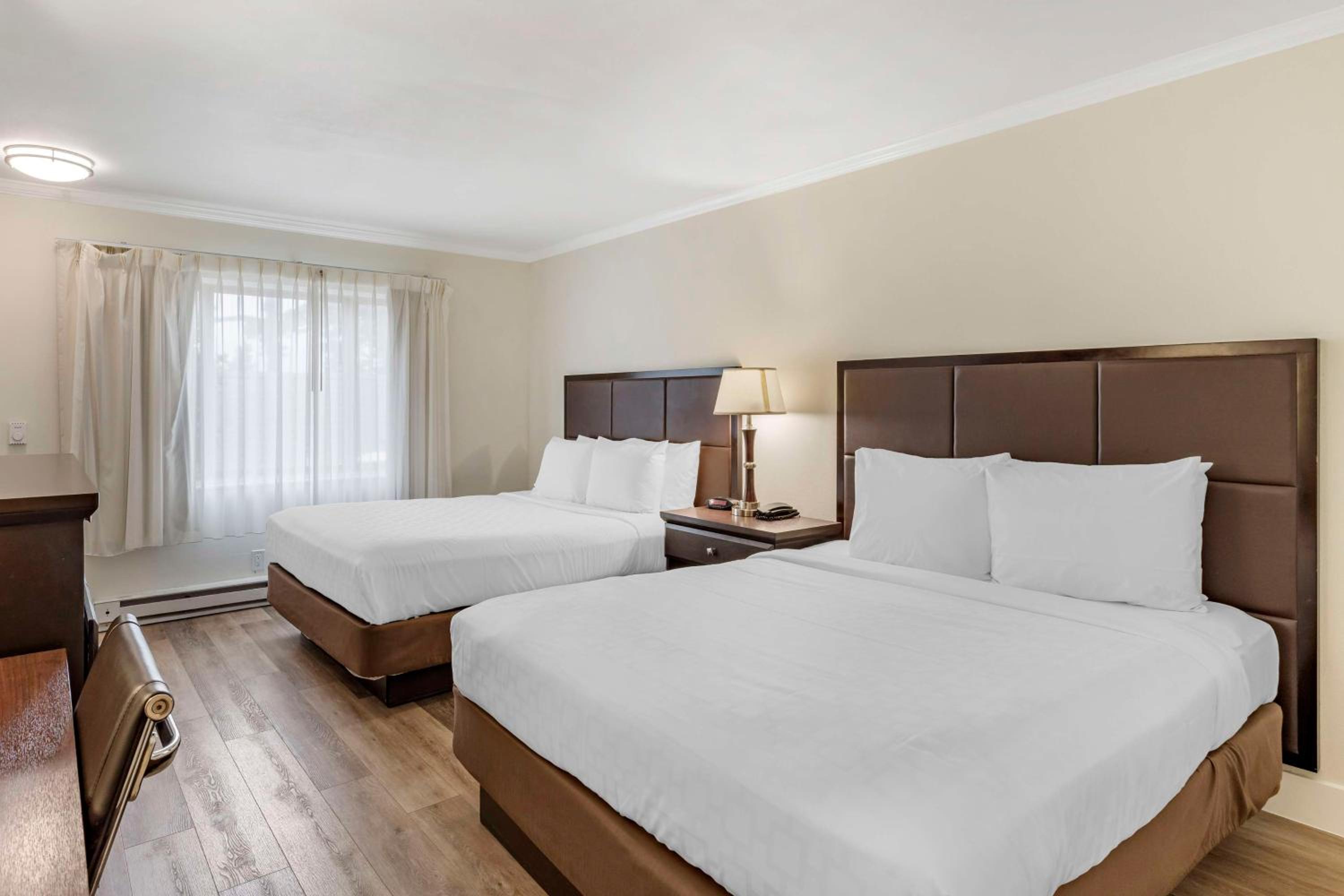 Monterey Vacations - Best Western Carmel's Town House Lodge - Property Image 3