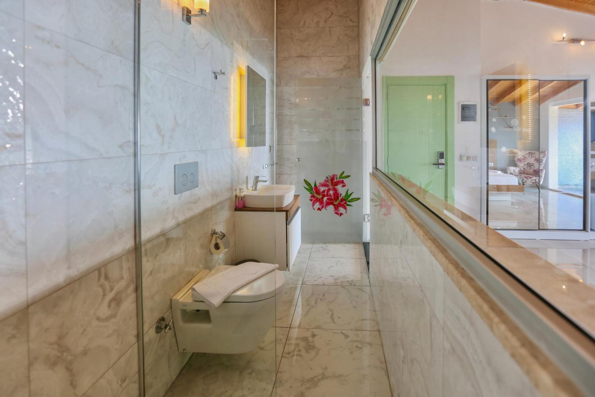 Stonehillkaş - Image 107