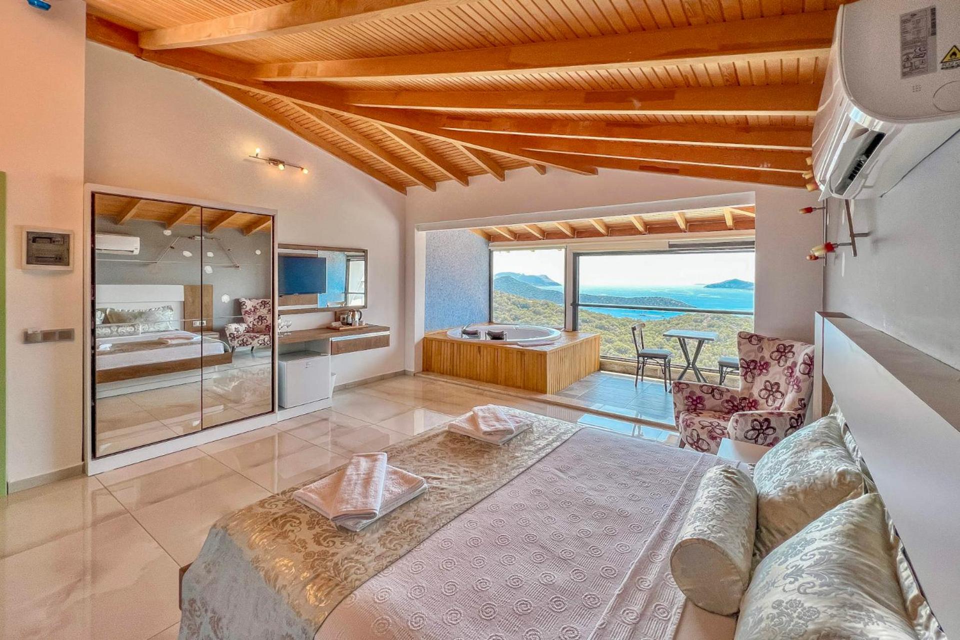 Stonehillkaş - Image 110