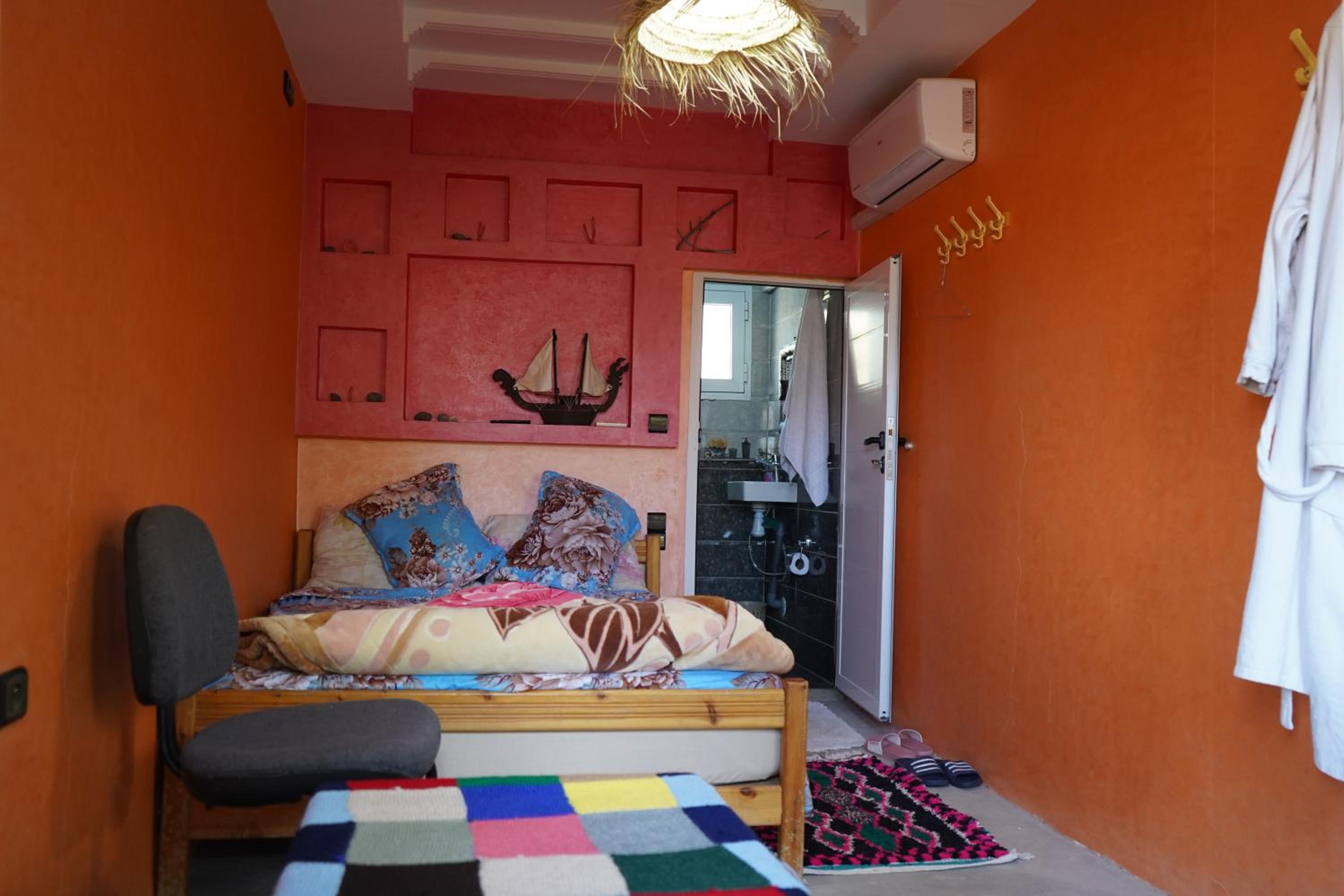 Photo 19