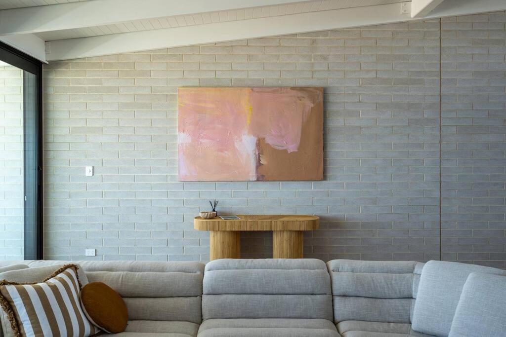 Reef House: Pool • Beachfront • Near Wineries