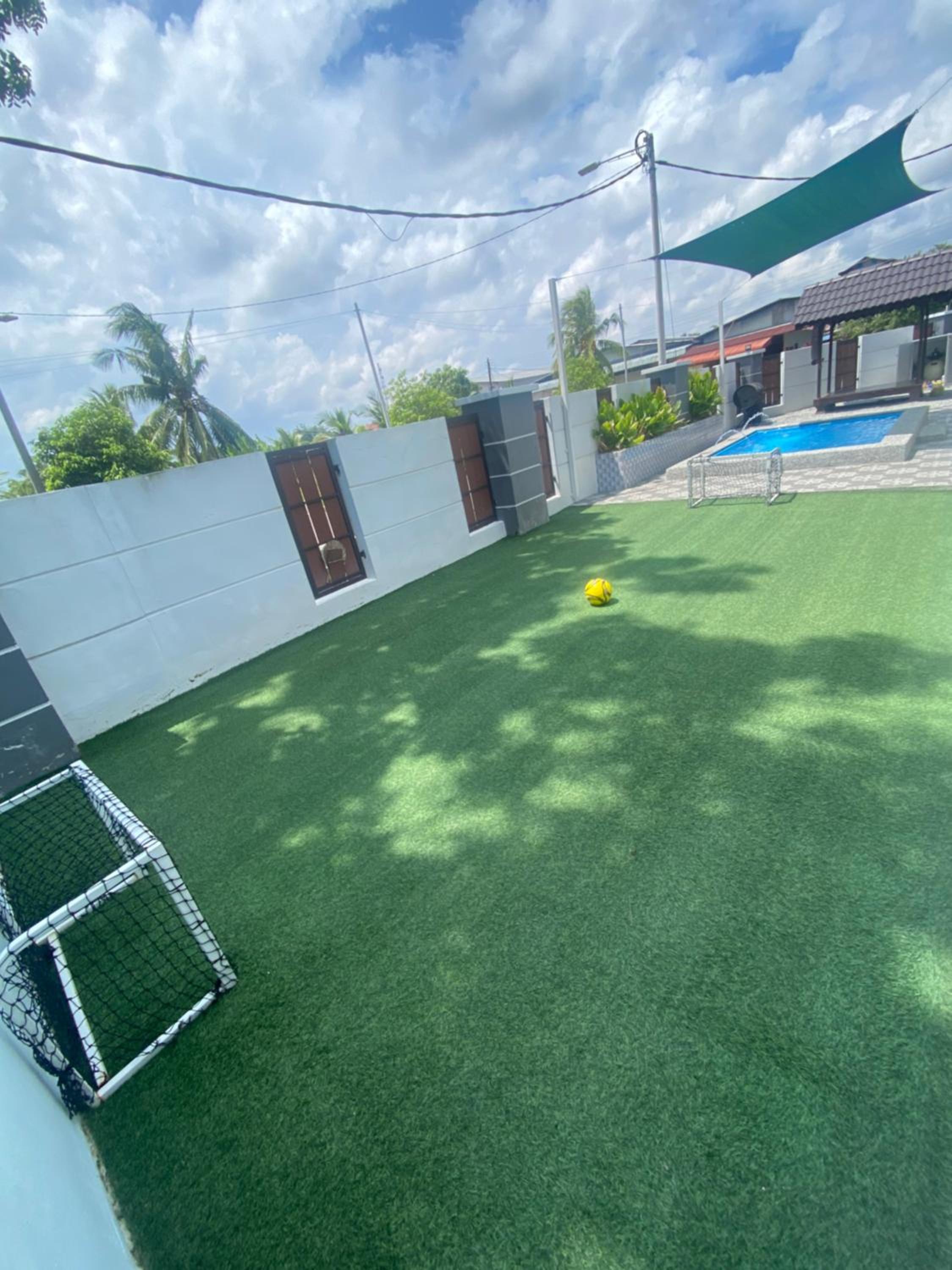 NS Vacation Home Muar with Kids Friendly Pool