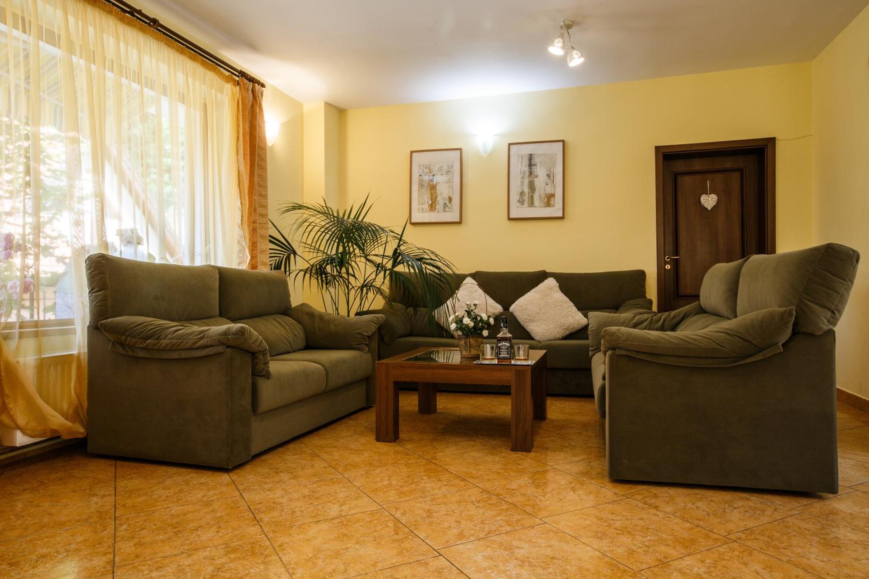 Charming Villa in a Private Mountain Resort view 4