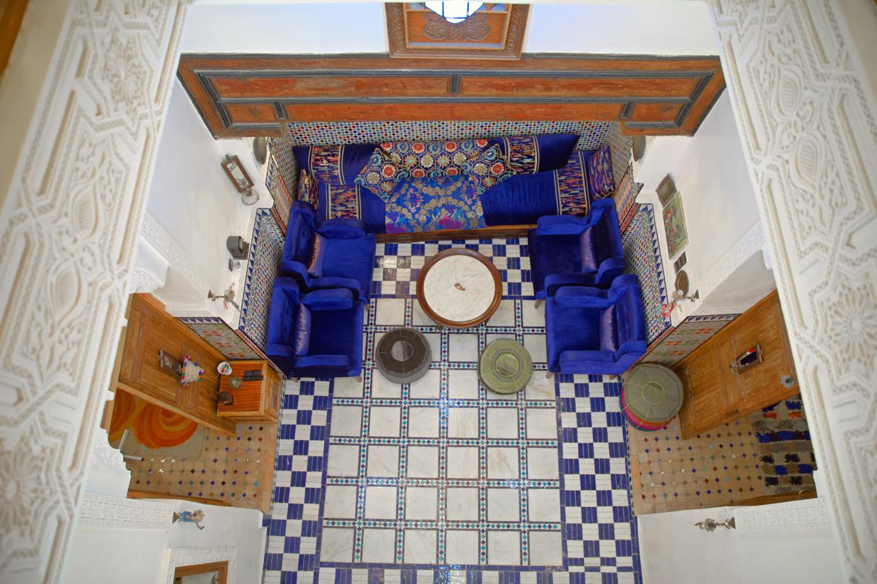 lounge
