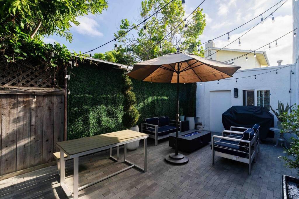 Casa Blanca view 5