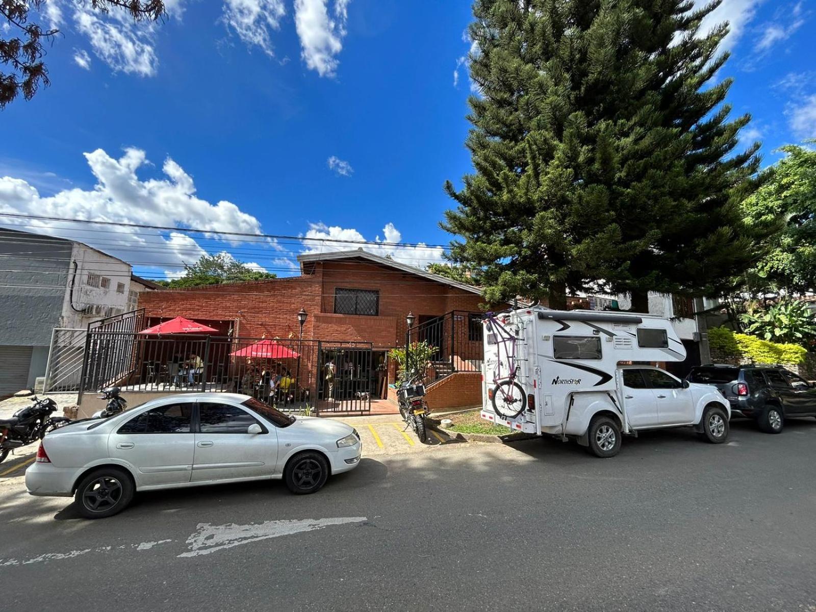 Lady Mom Hostal
