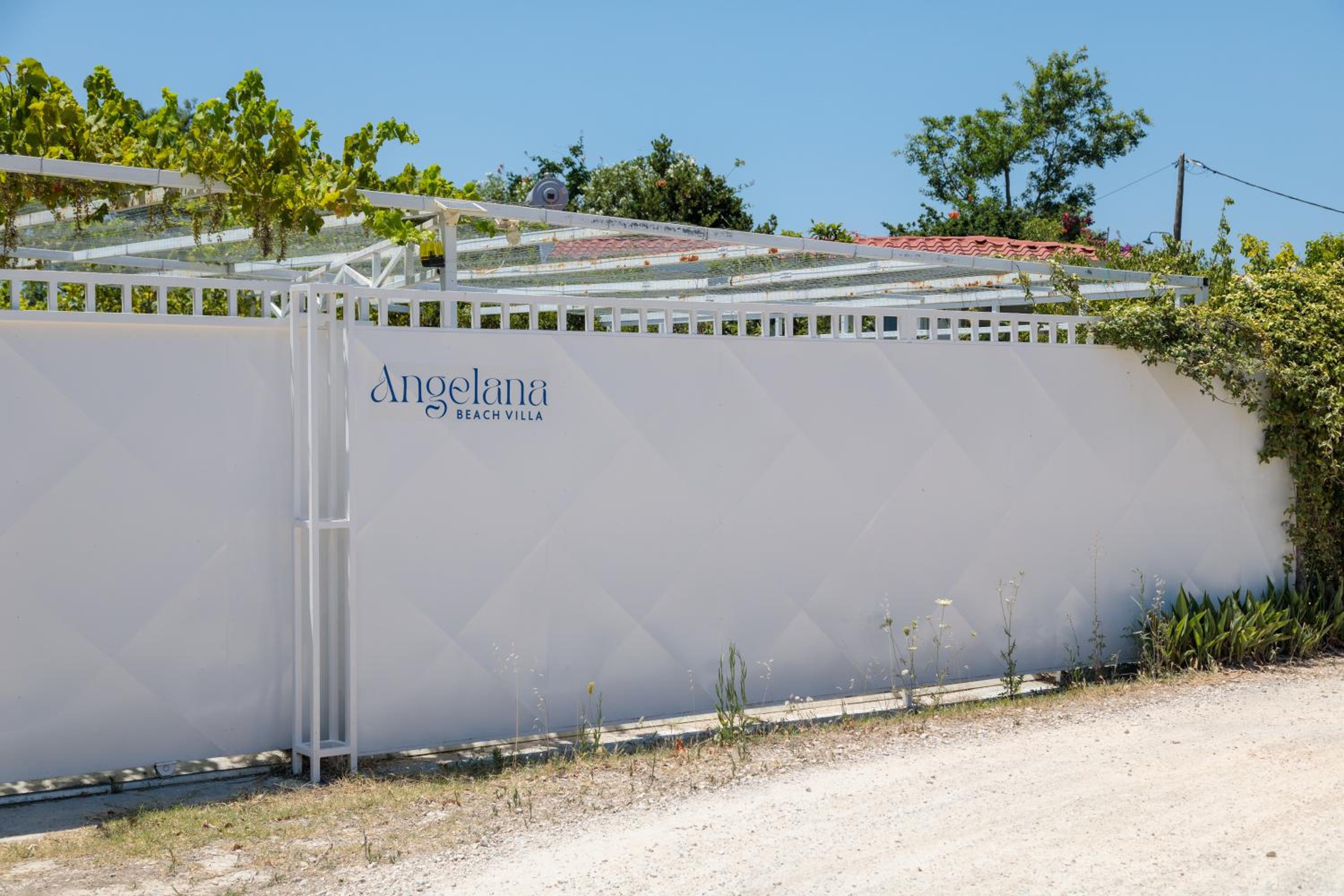 Angelana Beach Villa