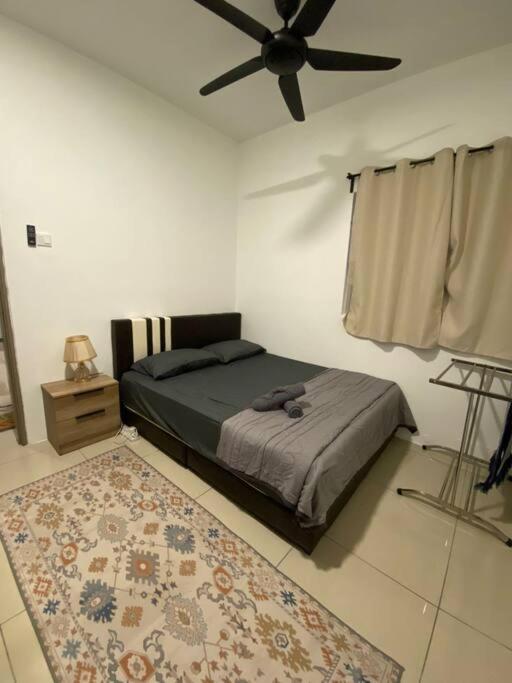 Condo with pool-Muslim friendly