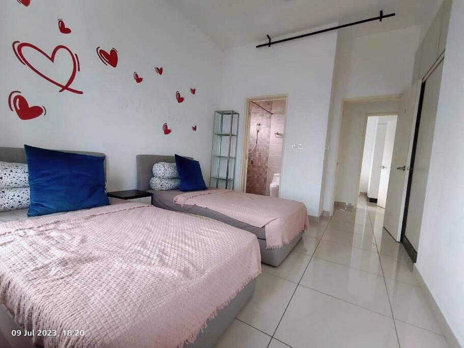 JB Town 3BR 6Pax Wifi Parking