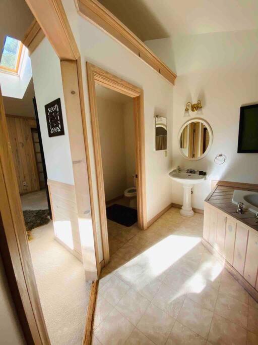 The Luxury Suite at Bear Mountain view 2
