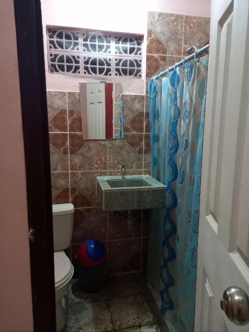 Hostal Delmy view 2