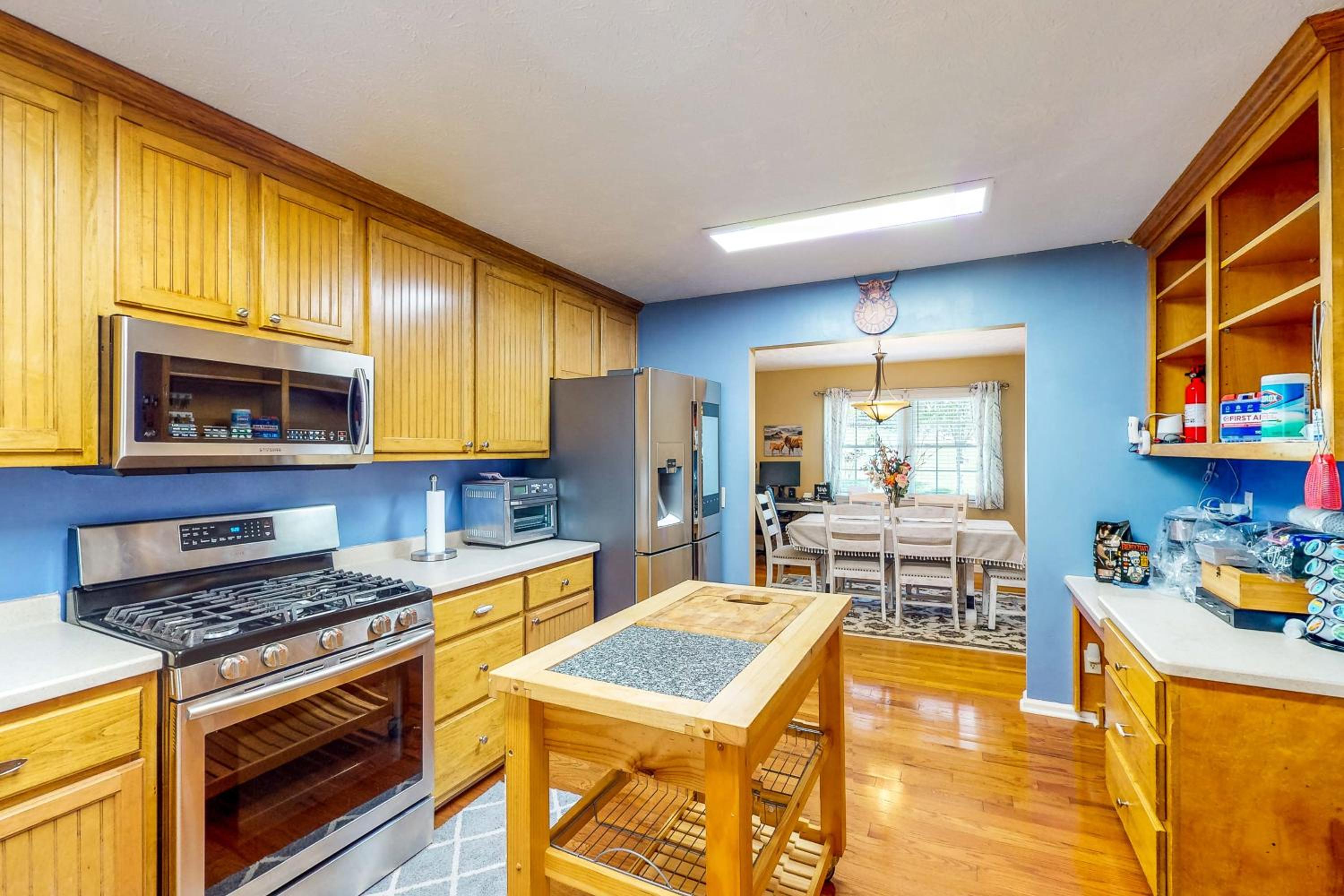 Danielsville Home on Sprawling Acreage with Views!