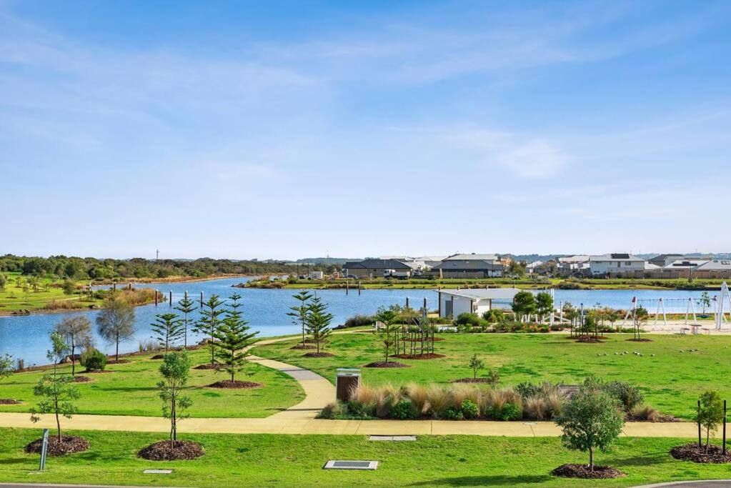 The Point- Views, Luxury, Brand new, Sleeps 10, Wineries, Golf, Adventure Park, Beaches
