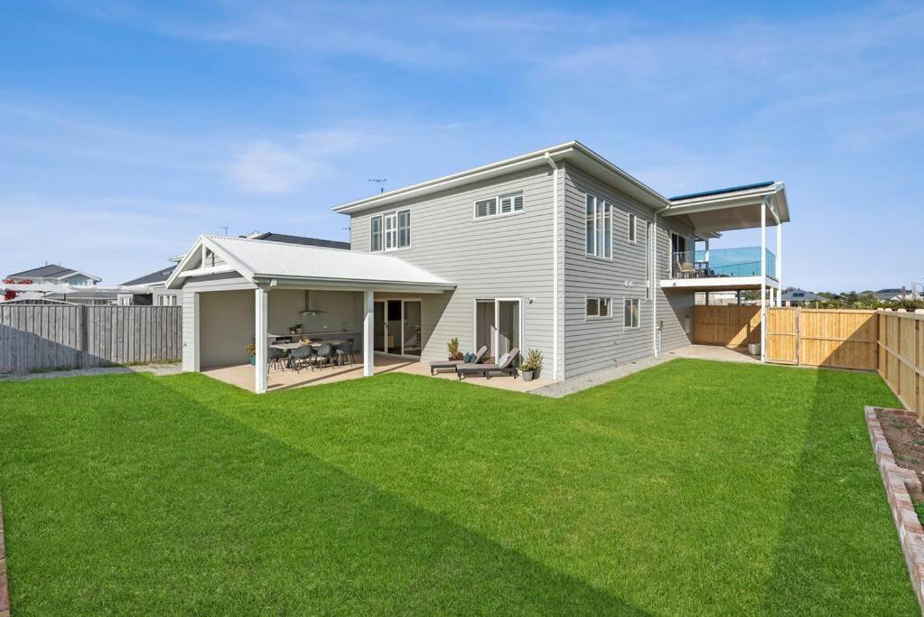 The Point- Views, Luxury, Brand new, Sleeps 10, Wineries, Golf, Adventure Park, Beaches